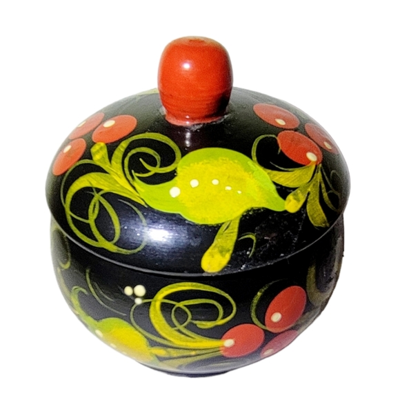 Russian Vintage Black And Red Berry Wooden Tea Bowl Small. - Picture 1 of 6